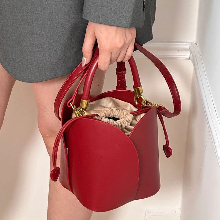 Popular Red Bridal Petal Portable Bucket Bag