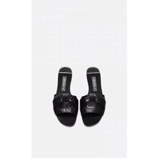 Leather cross strap sandals