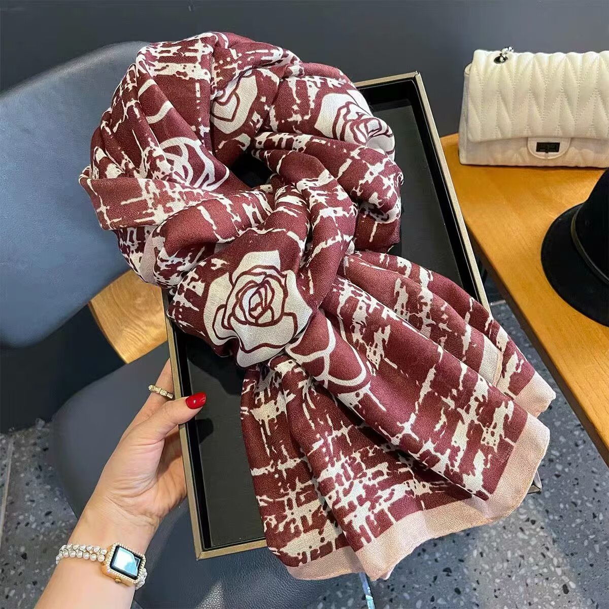 Cotton And Linen Scarf Thin And Silky Shawl Travel Sun-proof Beach Towel For Women