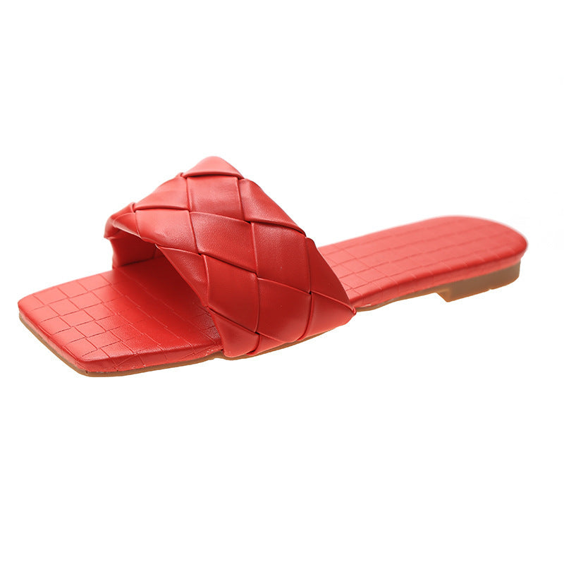 New Summer Flats Go With A Square Toe