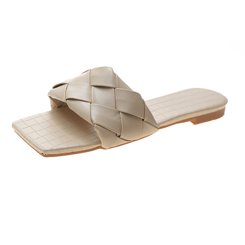 New Summer Flats Go With A Square Toe