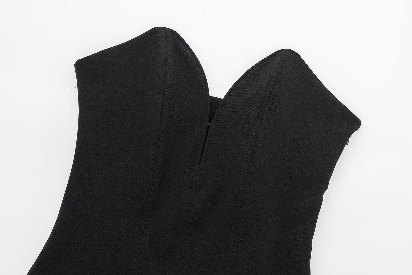 Black Heart Shape Collar Off-the-shoulder Design Jumpsuit