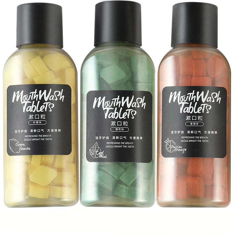 Fruity effervescent mouthwash