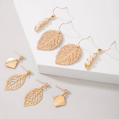 Textured Vintage Golden Leaf Earring Earring Set