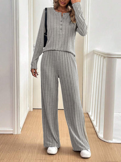 Loose Button Pit Stripes Knitting Suit