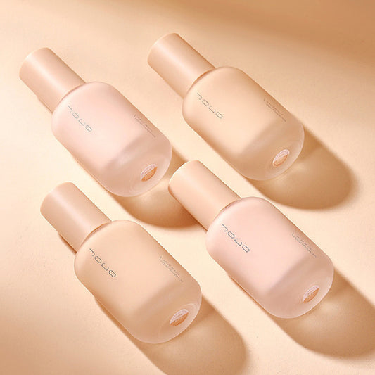 Light Yarn Skin Beauty Liquid Foundation Lightweight Moisturizing Long-lasting Concealer Waterproof And Sweat-proof