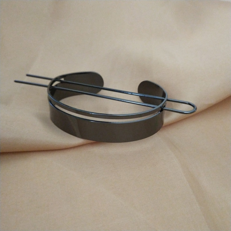 Goddess plate hair artifact hairpin