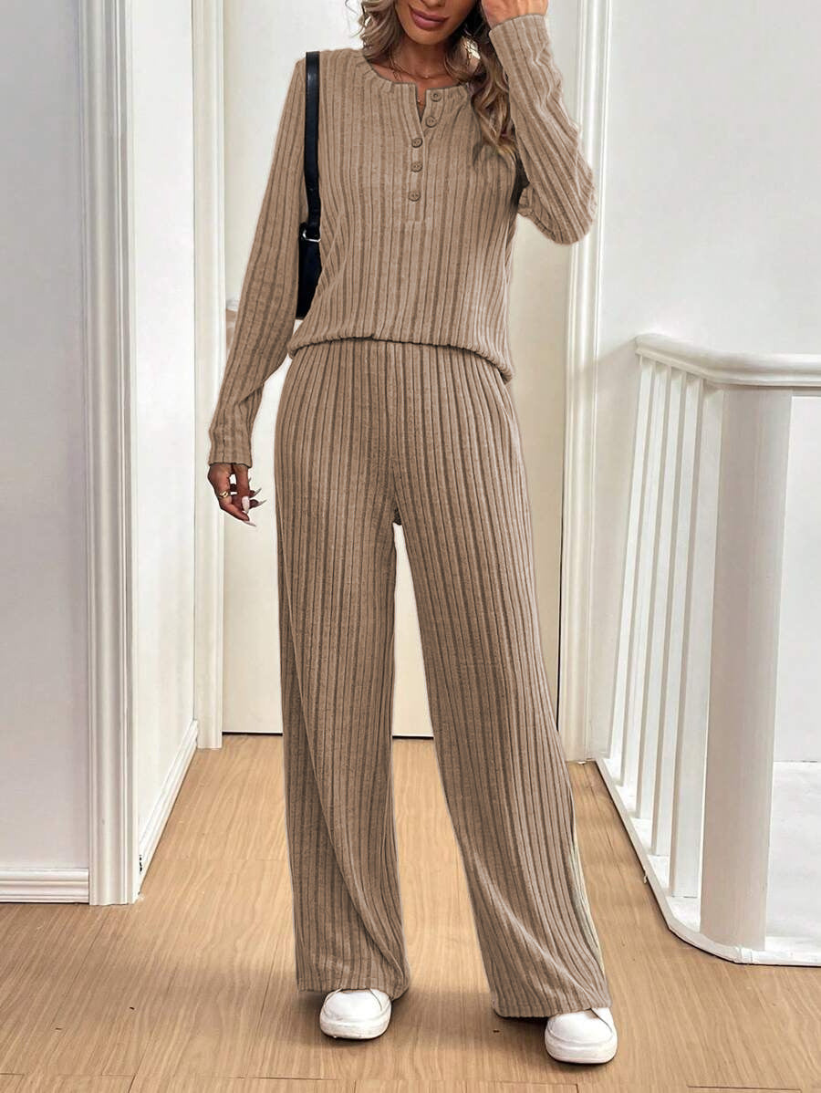 Loose Button Pit Stripes Knitting Suit