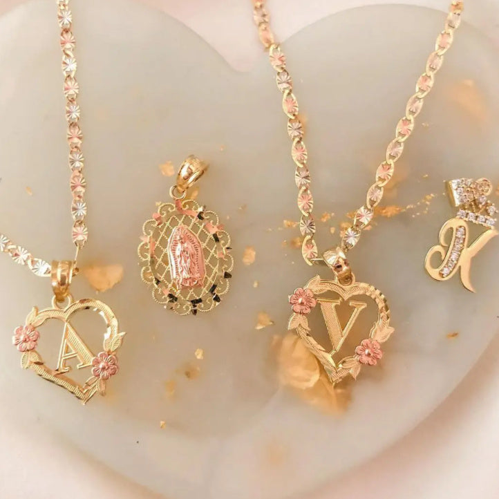 Gold Plated Customized Heart-shaped Flower Initial Letter Pendant