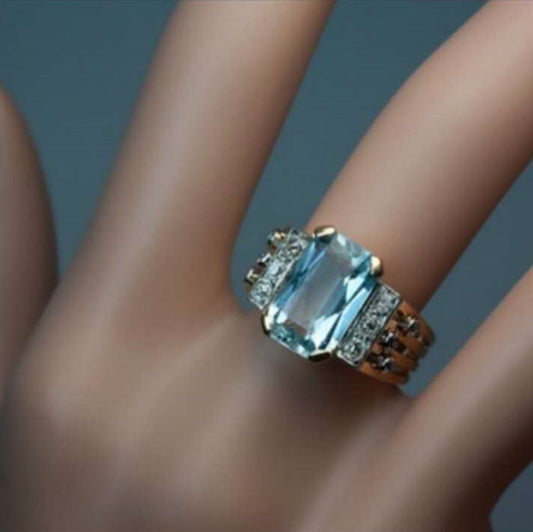 Personality Inlaid Zircon Crystal Women's Ring