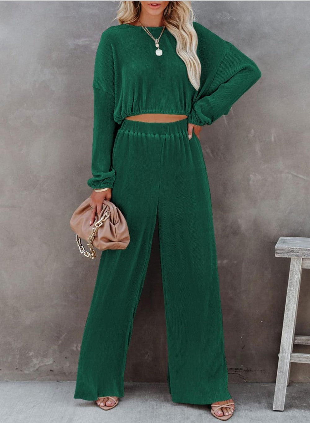 Women's Round-neck Long Sleeve Short Top And Wide Leg Pants Suit