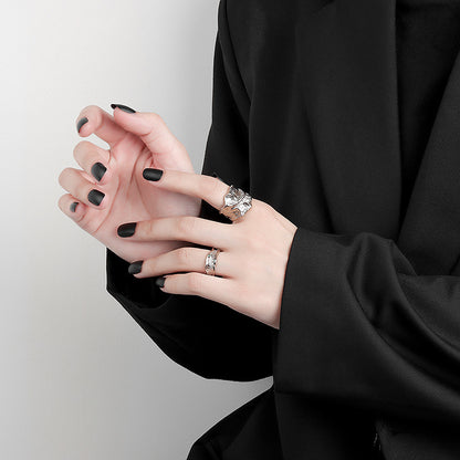 Niche Design Sense Light Luxury Zirconia Ring Women