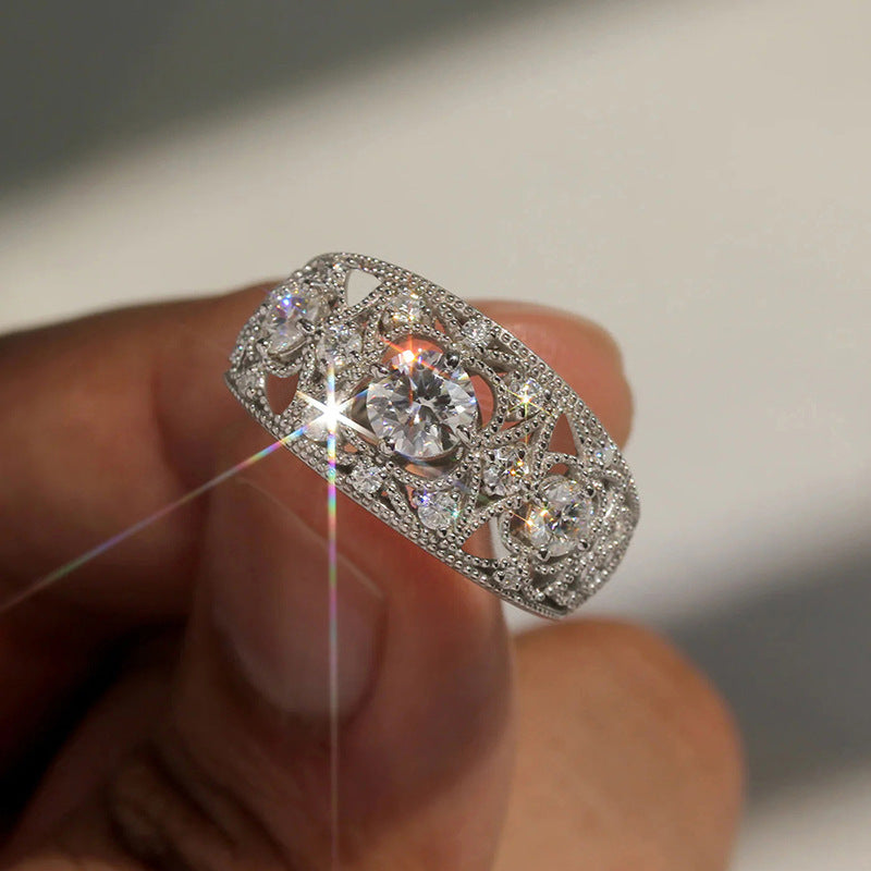 Retro Luxury Hollow Design Ring Women